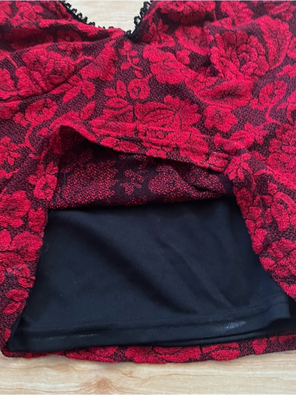 y2k vintage black and red lace cami bustier made in the USA - Picture 5 of 7